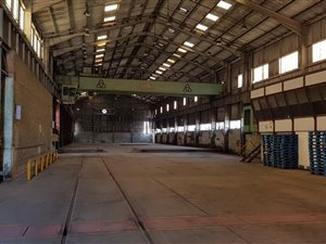 12000 m² Industrial space in Korsten