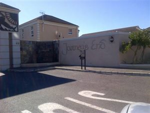 3 Bed Duplex in Gordons Bay Central