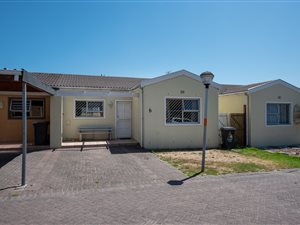 3 Bed House in Kensington