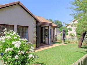 2 Bedroom Townhouse in The Coves