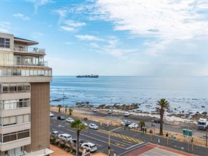 1 Bed Apartment in Mouille Point