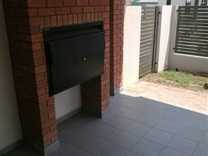 3 Bedroom House in Roodeplaat