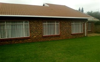 3 Bedroom House in Risiville