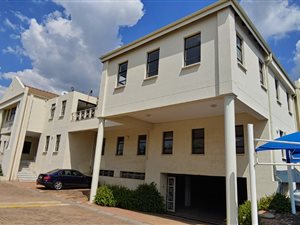 353 m² Commercial space in Lonehill