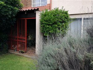 3 Bed Townhouse in Booysens