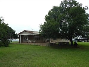 9300 m² Farm in Henley on Klip