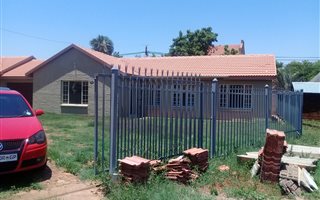 3 Bedroom House in Doornpoort and surrounds