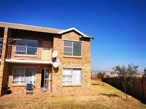 2 Bed Apartment in Arundo Estate
