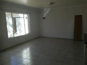 2 Bed Garden Cottage in The Hill
