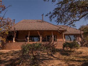 1 ha Farm in Lydenburg