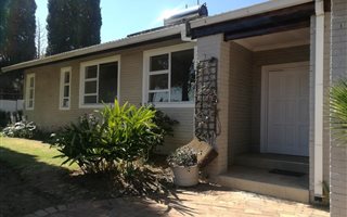 4 Bedroom House in River Club