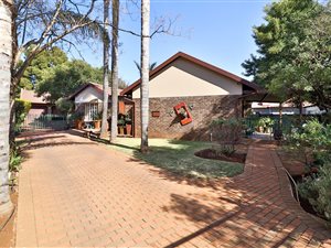 3 Bed House in Rooihuiskraal