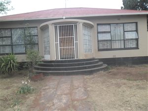 4 Bed House in Maraisburg