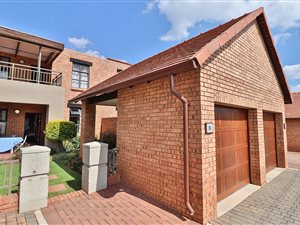 2 Bed Townhouse in Newlands