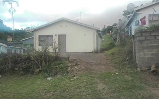 2 Bedroom House in Riverhorse Valley