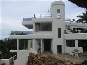 3 Bed House in Sheffield Beach