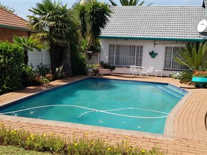 3 Bed House in Albemarle