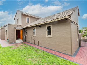 4 Bed Duplex in North Riding