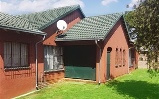 3 Bedroom House in Lilianton