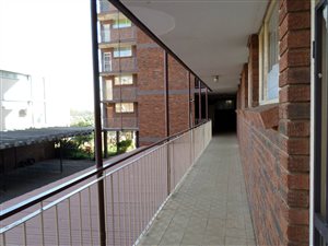 2 Bed Apartment in Silverton