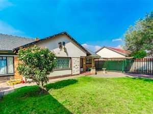 3 Bed House in Florida Lake