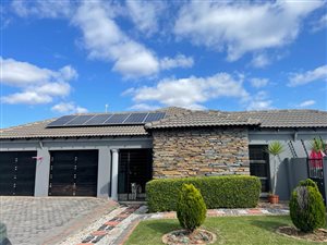 4 Bed Cluster in Amberfield Valley