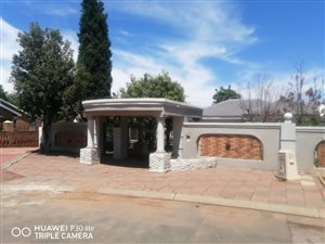 3 Bed House in Vosloorus