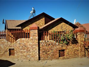 3 Bed House in Kaalfontein