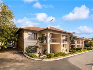 2 Bed Flat in Wilgeheuwel