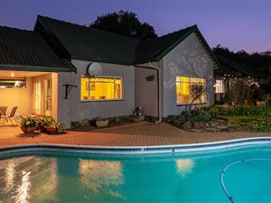 5 Bed House in Klevehill Park