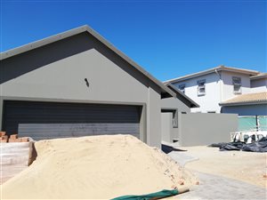4 Bed House in Pinnacle Point Golf Estate