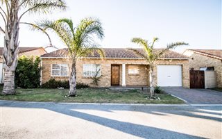 3 Bedroom Townhouse in Parsons Vlei