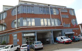 3271 m² Industrial space in Bonela