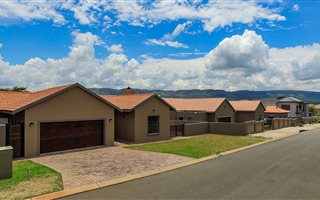 4 Bedroom House in Xanadu