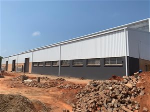 1680 m² Industrial space in Glen Anil