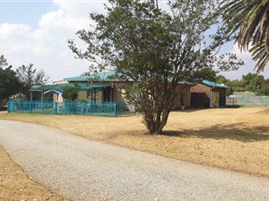Farm in Benoni North AH