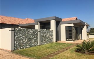 4 Bedroom House in The Islands Estate