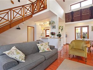 3 Bed Townhouse in Blouberg Rise
