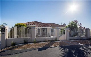 4 Bedroom House in Rome Glen