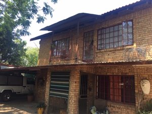 3 Bedroom House in Oos-Einde