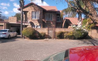 2 Bedroom Townhouse in Highveld