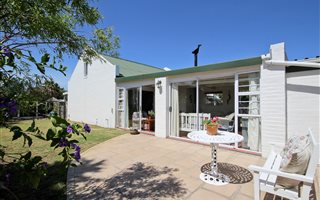 3 Bedroom House in Milkwood Park
