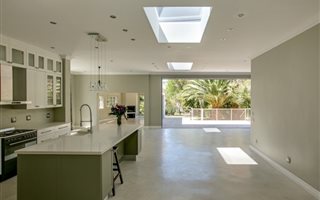 4 Bedroom House in Parktown North