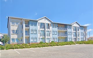 2 Bedroom Apartment in Kosmosdal