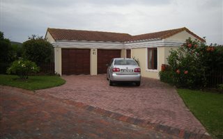 3 Bedroom House in Hunters Estate