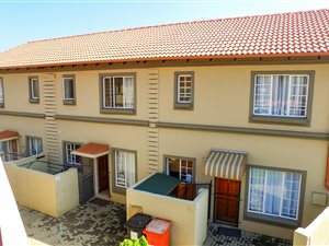 2 Bed Apartment in Edenglen