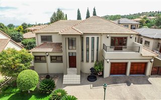 4 Bedroom House in Boardwalk Villas