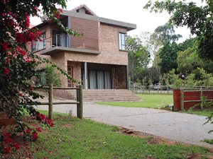 3 Bed House in White River Country Estate