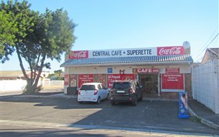 180 m² Retail Space in Parow Central