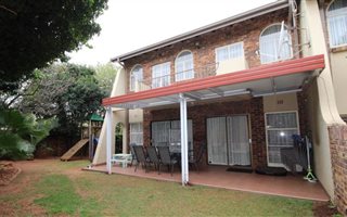 4 Bedroom Duplex in Bruma